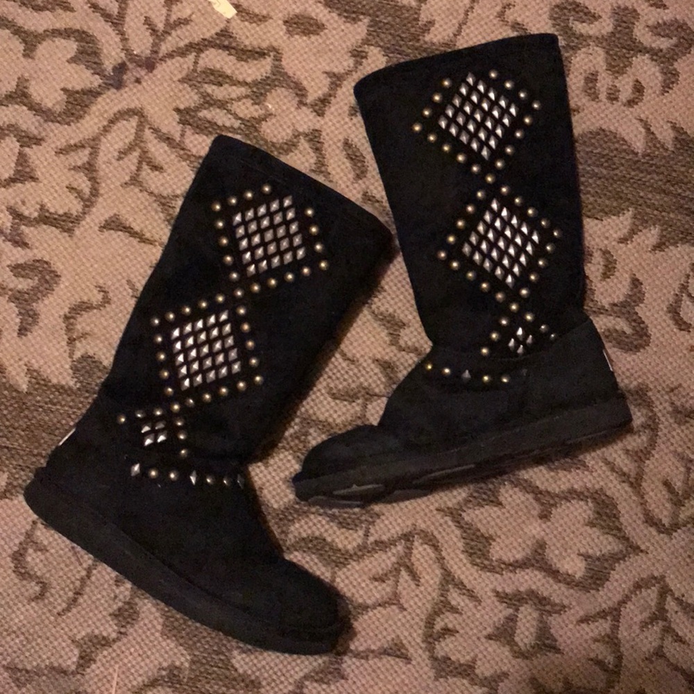 Ugg studded boots RARE!